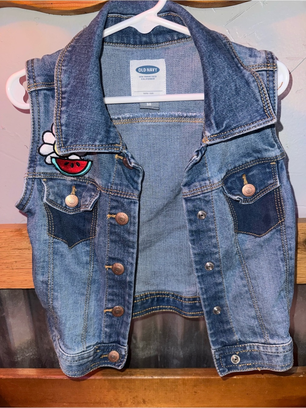 Old Navy Girls 5T Denim Vest Daisy Watermelon Patch Jean Jacket Sleeveless